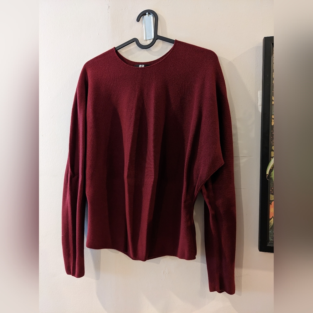 Uniqlo Cranberry Sweater